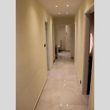 Lungo Il Canale - Via Trento - 6 Persone Trieszt