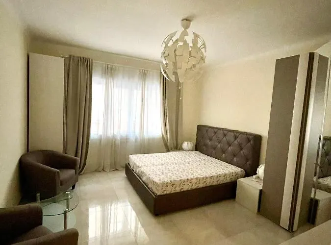 Apartment Lungo Il Canale - Via Trento - 6 Persone Trieste