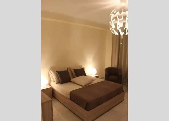 Lungo Il Canale - Via Trento - 6 Persone Trieste